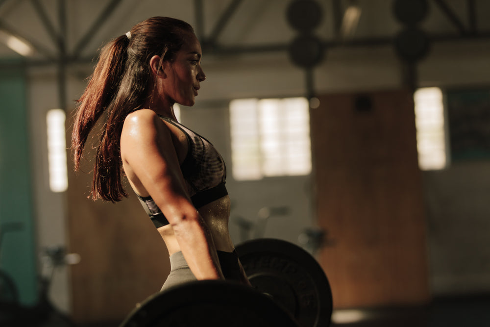 woman doing deadlift